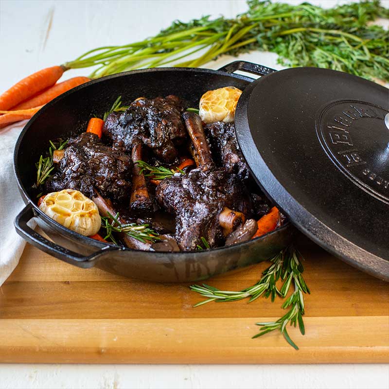 Blacklock 4 Quart Lightweight Cast Iron Braiser - Image 4